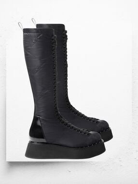GCDS Commando Knee High Bootz ▪︎ Black